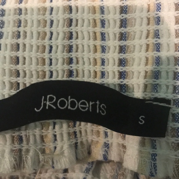 Cute Off the shoulder top - Picture 3 of 3